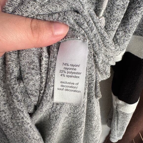 Maurices Lightweight Hoodie Size XS Gray Drawstring Long Sleeve Casual Top - Picture 7 of 12